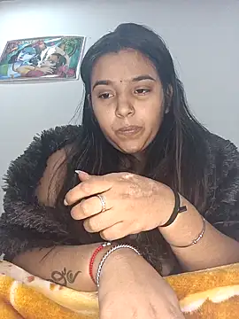 RAYI 01 online show from February 2025 05:18:02 PM