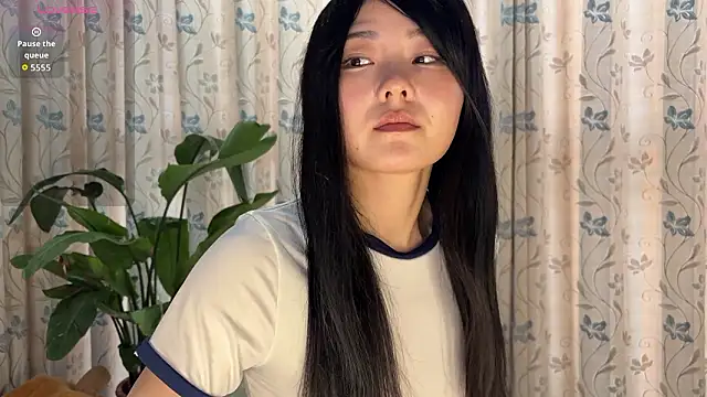 nanaliu6 online show from February 2026 10:48:02 AM