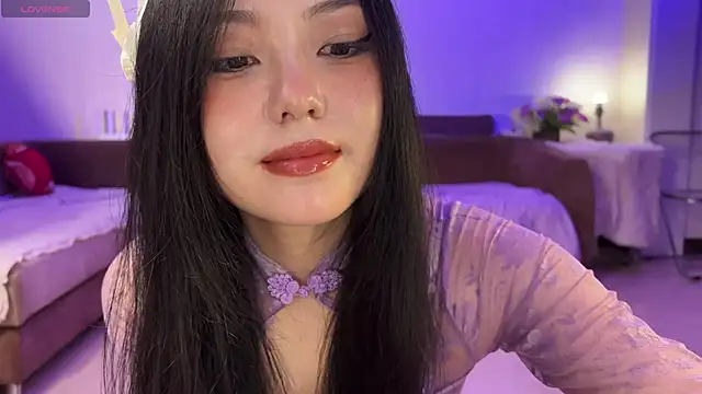 Snapshot of nanaliu6 chatting on September 2025 01:17:01 AM nanaliu6 online show from September 2025 01:17:01 AM