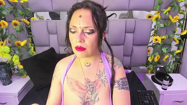 Fenix Lilith online show from November 2025 08:31:01 PM