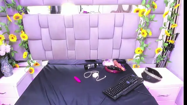 Fenix Lilith online show from February 2026 02:05:01 PM