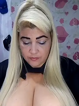 BonniAdams online show from October 2025 12:02:02 AM