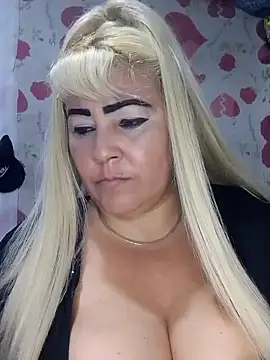 Snapshot of BonniAdams chatting on November 2025 02:26:02 AM BonniAdams online show from November 2025 02:26:02 AM