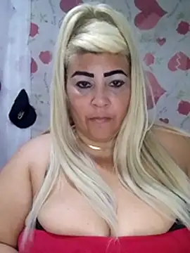 Snapshot of BonniAdams chatting on November 2025 05:13:02 PM BonniAdams online show from November 2025 05:13:02 PM