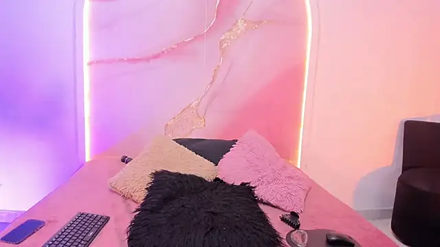 Sofii Lopezz online show from February 2026 11:32:02 AM