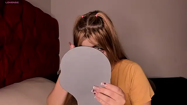 akirahattori online show from April 2026 12:27:01 AM