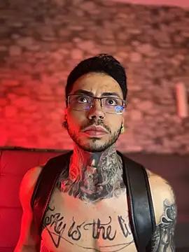 Walker Thomas1 online show from March 2026 12:16:02 PM