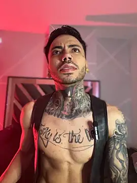 Walker Thomas1 online show from December 2025 02:11:01 PM