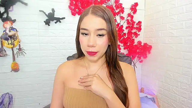 BarbieGirl    online show from October 2025 05:28:01 AM