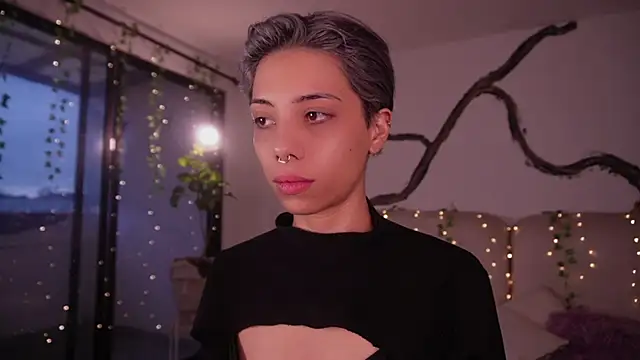 soidai miiu online show from November 2025 11:36:01 AM