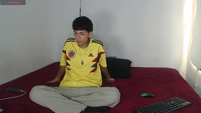 Snapshot of the_murderer chatting on March 2025 05:32:01 AM the murderer online show from March 2025 05:32:01 AM