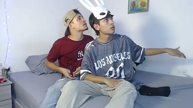 Snapshot of the_murderer chatting on February 2025 09:22:01 PM the murderer online show from February 2025 09:22:01 PM