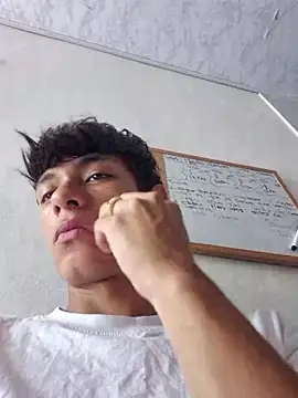 Snapshot of the_murderer chatting on February 2025 05:40:02 PM the murderer online show from February 2025 05:40:02 PM