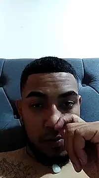 Elgroney23 online show from February 2025 03:09:01 AM