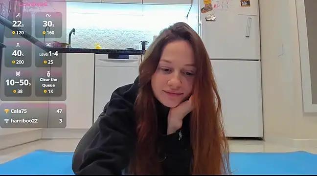 Snapshot of Katya_yoga chatting on February 2025 04:51:02 AM Katya yoga online show from February 2025 04:51:02 AM