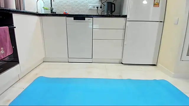 Snapshot of Katya_yoga chatting on September 2025 03:56:01 AM Katya yoga online show from September 2025 03:56:01 AM