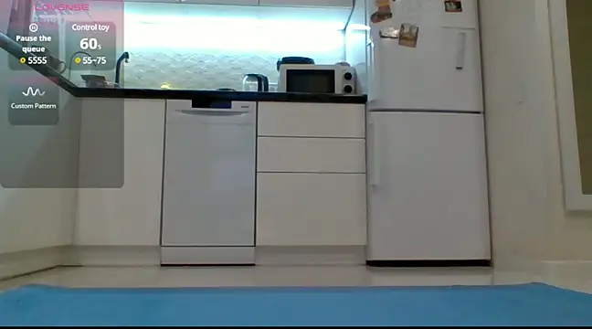 Snapshot of Katya_yoga chatting on February 2025 05:04:01 AM Katya yoga online show from February 2025 05:04:01 AM