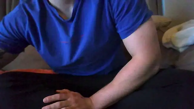 pietjepuk1310 online show from February 2026 04:18:01 PM