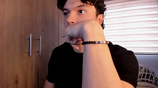 Mastrangelo xxx online show from December 2025 09:15:01 PM