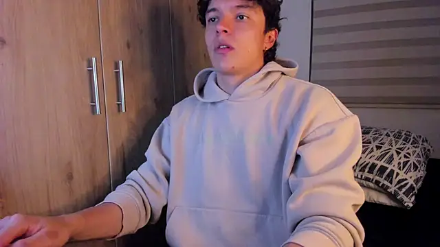 Mastrangelo xxx online show from October 2025 03:16:01 AM