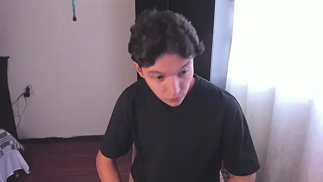 Snapshot of Mastrangelo_xxx chatting on March 2025 10:19:01 PM Mastrangelo xxx online show from March 2025 10:19:01 PM