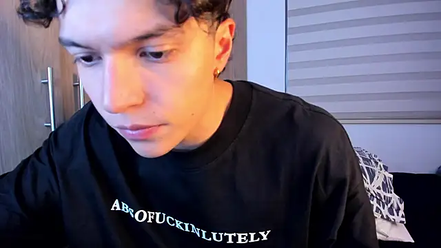 Mastrangelo xxx online show from November 2025 12:25:02 AM