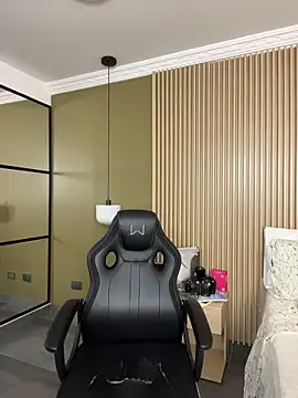 JessyCream online show from February 2026 01:33:01 PM