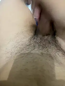 danielpg25 online show from October 2025 10:11:01 PM