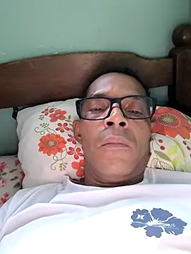 Renato571 online show from April 2026 08:33:02 PM