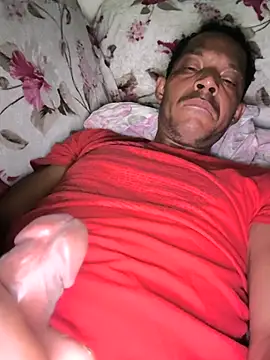 Renato571 online show from November 2025 12:53:01 AM