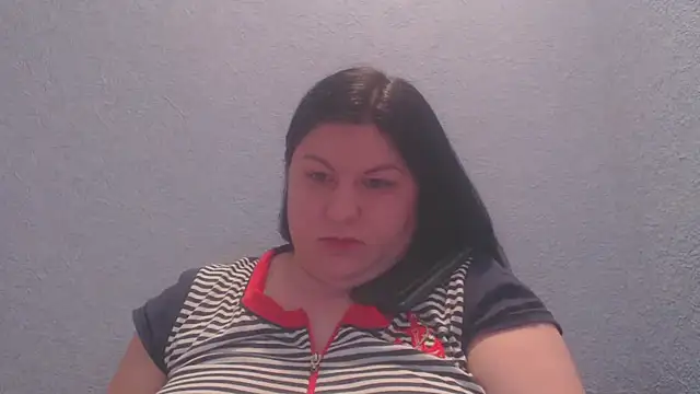 KiraSwee online show from February 2026 07:33:01 PM