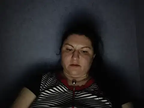 KiraSwee online show from September 2025 06:26:02 PM