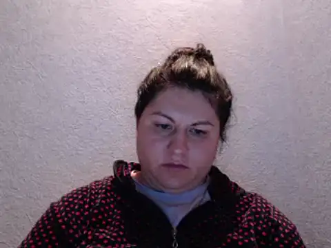 KiraSwee online show from October 2025 04:41:02 PM