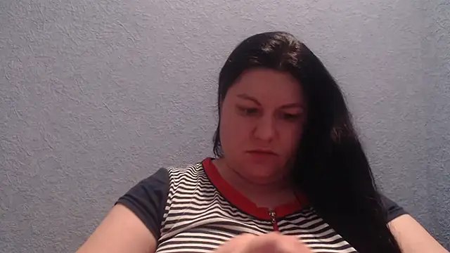 KiraSwee online show from January 2026 05:19:02 PM