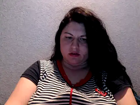 KiraSwee online show from March 2025 05:45:02 PM