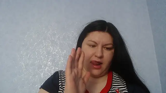 KiraSwee online show from January 2026 07:45:01 AM