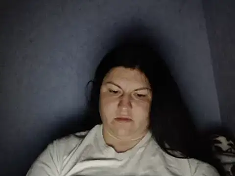 KiraSwee online show from September 2025 08:36:01 PM