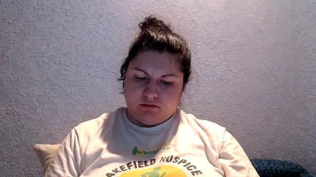 KiraSwee online show from November 2025 07:29:02 PM