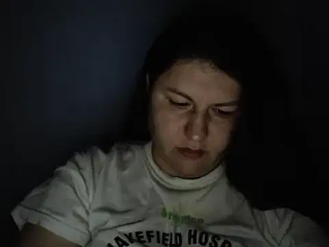 KiraSwee online show from September 2025 06:12:02 PM