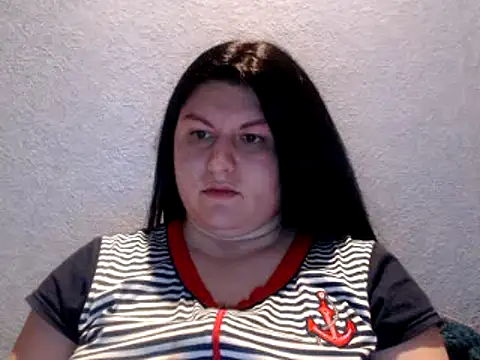 KiraSwee online show from March 2025 06:01:02 PM