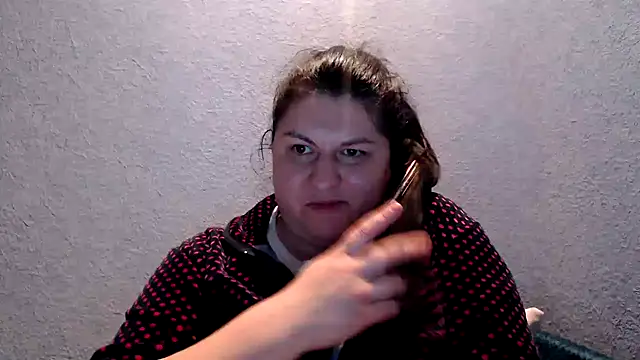 KiraSwee online show from October 2025 05:33:02 PM