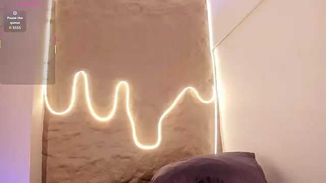 Demy Ruiz online show from November 2025 02:23:02 AM