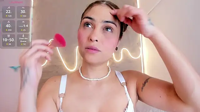 Demy Ruiz online show from September 2025 02:39:02 AM