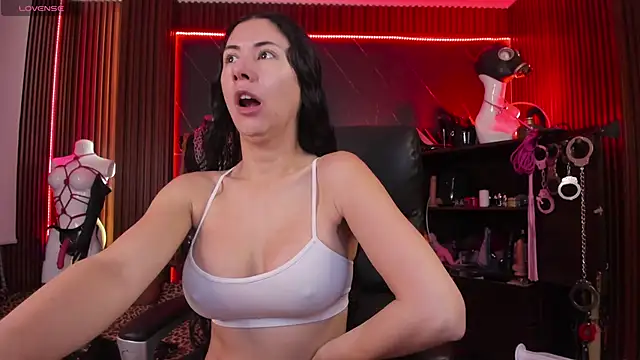 XiaQueen online show from December 2025 11:12:01 AM