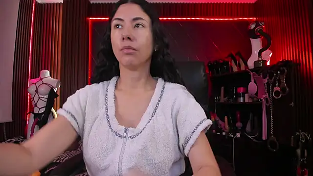 XiaQueen online show from October 2025 11:20:02 AM