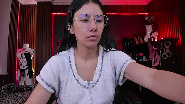 Snapshot of XiaQueen chatting on October 2025 11:42:01 AM XiaQueen online show from October 2025 11:42:01 AM