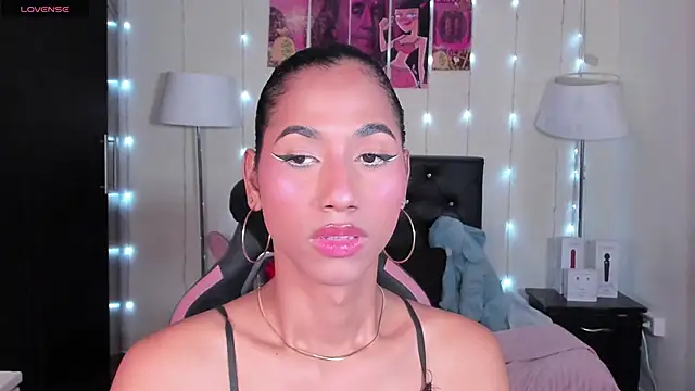 Alissemasiel online show from April 2026 04:36:02 PM