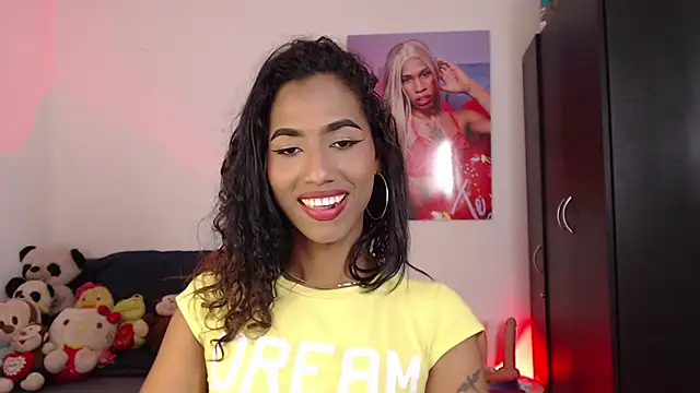 Alissemasiel online show from November 2025 06:41:01 PM