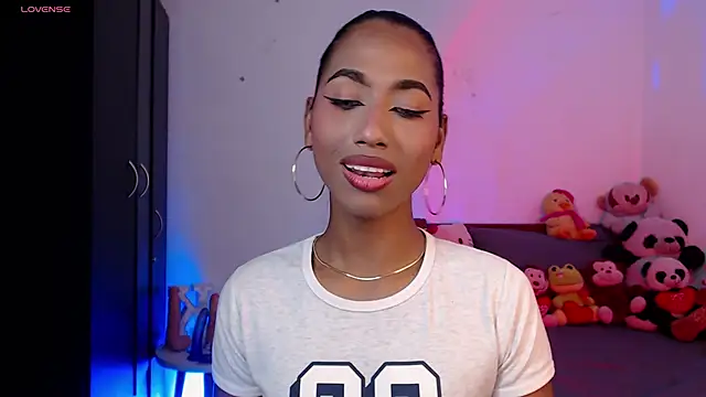 Alissemasiel online show from November 2025 08:53:01 PM