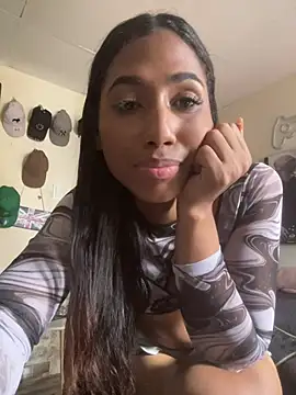 Alissemasiel online show from March 2026 06:59:02 PM